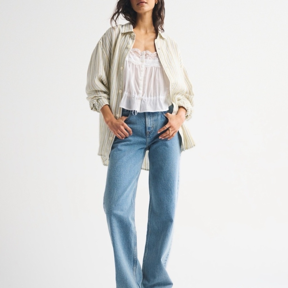A&F 90’s Relaxed Jean High Rise Medium Wash - 32/14 long curve love